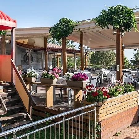 Akti Aparthotel 3*